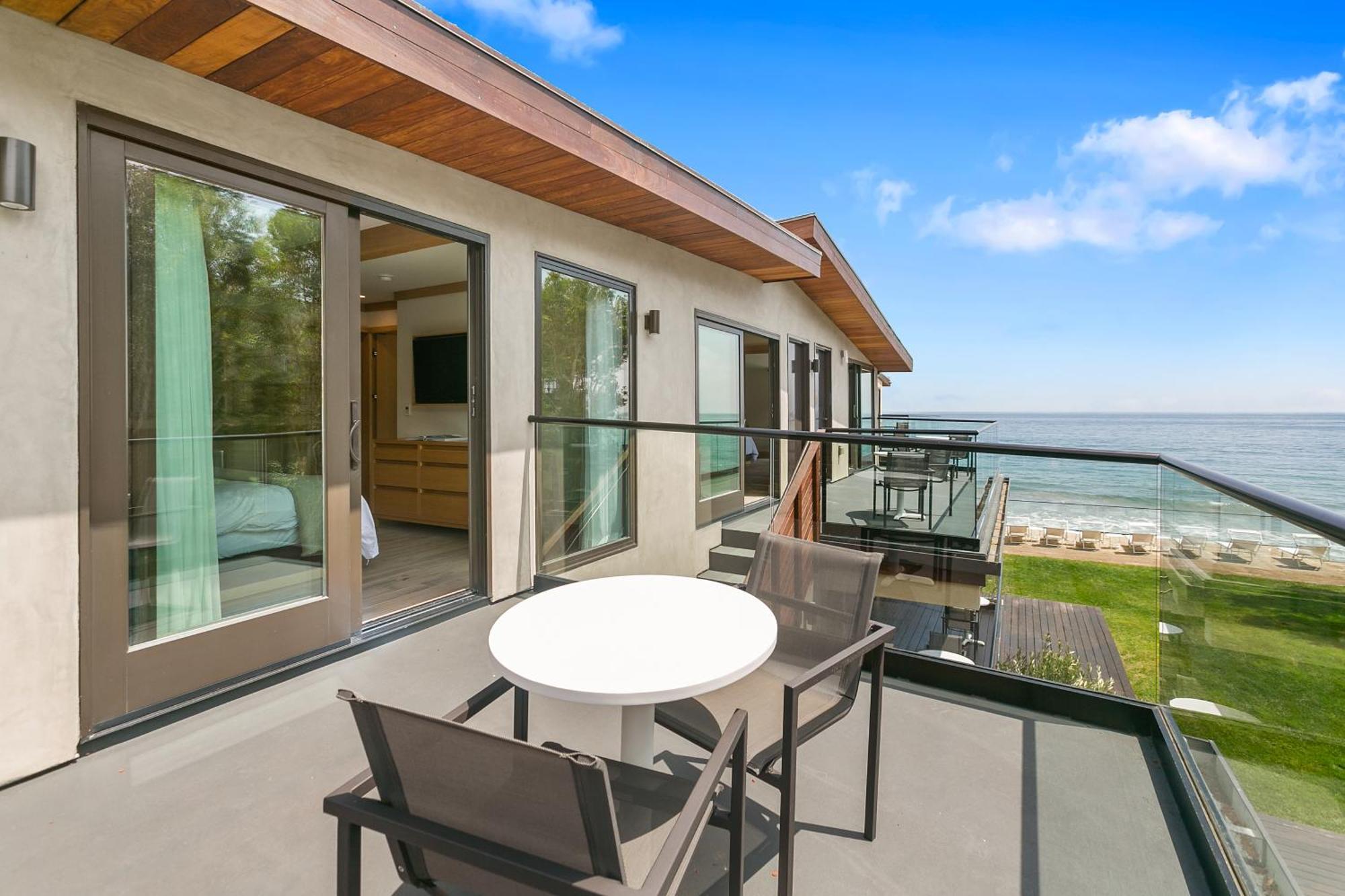 Sa Carbon Apartment Malibu
